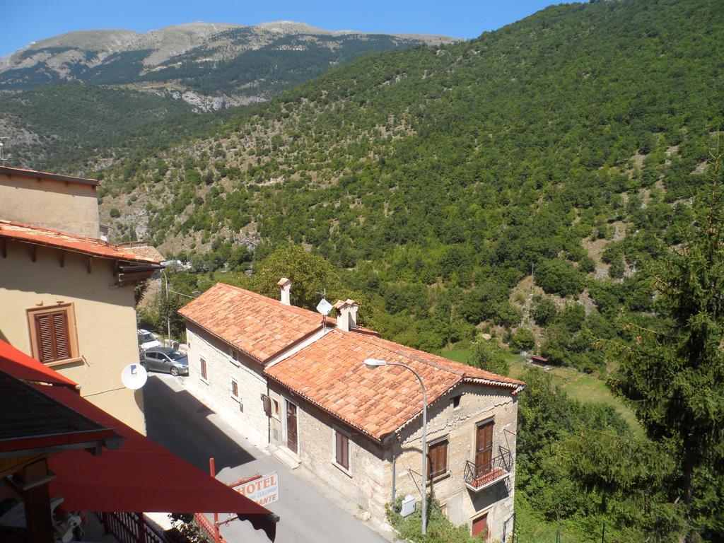 Hotel Grotta dei Colombi Scanno Esterno foto